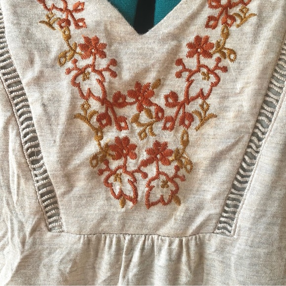 Boho embroidered blouse - Picture 2 of 5